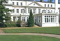 house.jpg (14912 bytes)